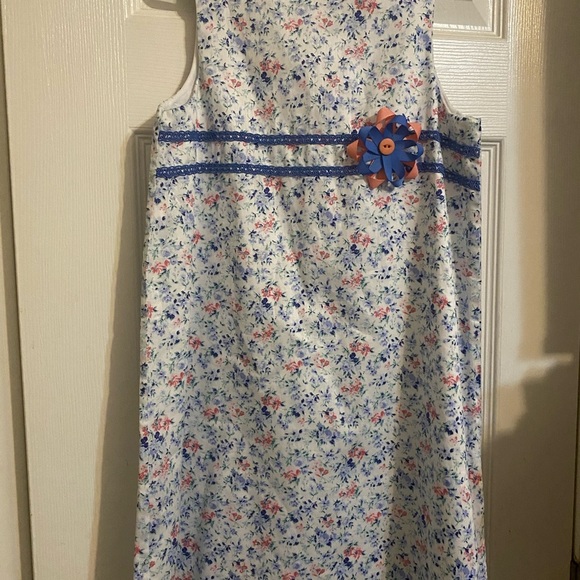 Glorimont Shift Dress - Picture 2 of 7